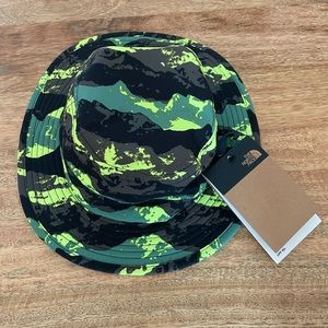 North Face kids sun hat NWT